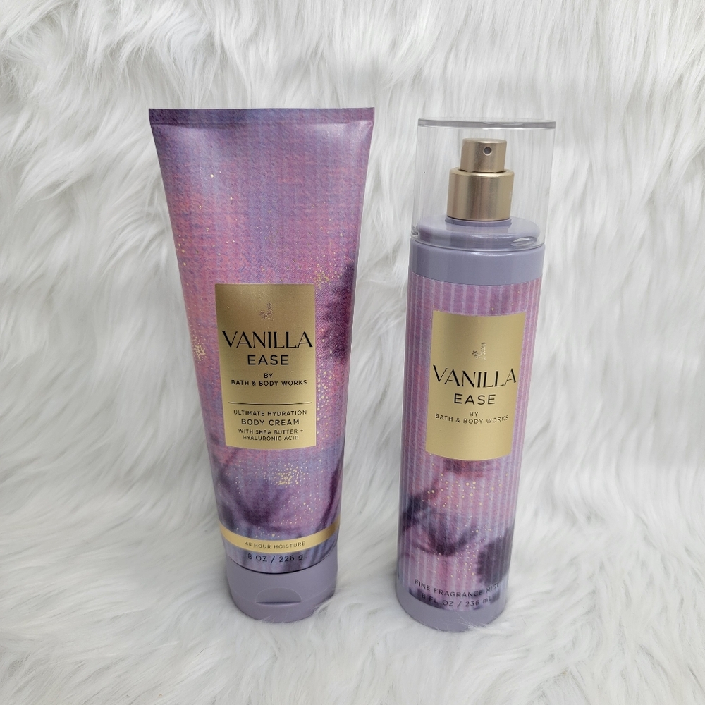 Bath & Body Works Vanilla Ease Mist & Lotion Set.